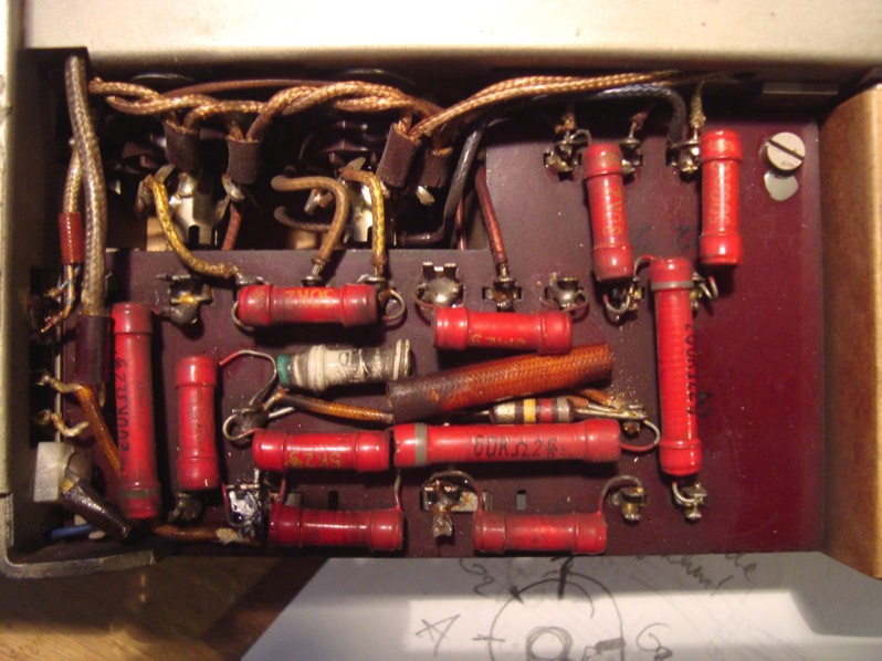 Resistor board / bottom left: I/P Xformer primaries + insulated grounding lug